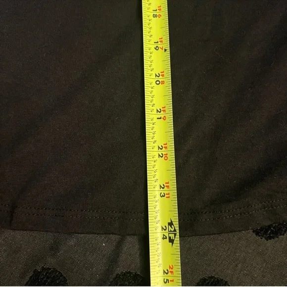 Halloween Boo Graphic Tee - Picture 4 of 6